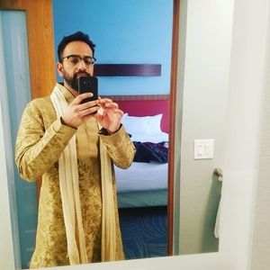 Meet your Posher, Vava